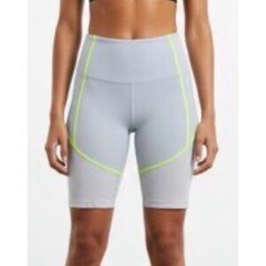 Aritzia TNA Sereno High Rise Biker Shorts